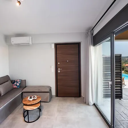 Amaryllis Luxury Апартаменты Никиана